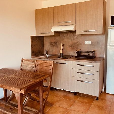 Punta Di Mare Lejlighedshotel Linguizzetta Eksteriør billede