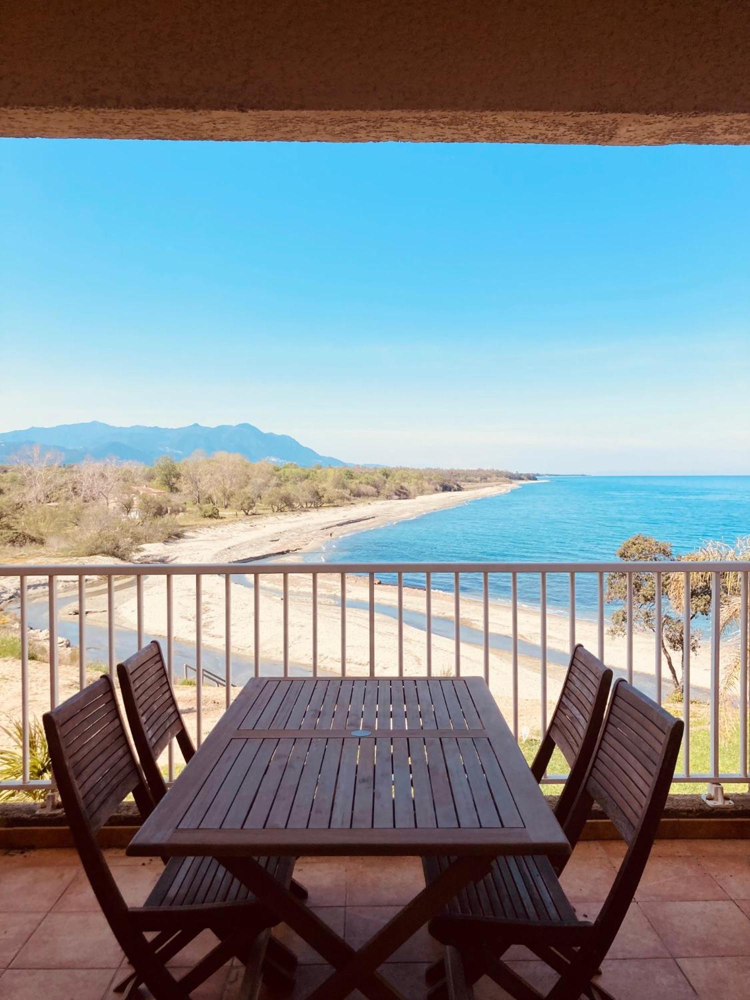 Punta Di Mare Lejlighedshotel Linguizzetta Eksteriør billede